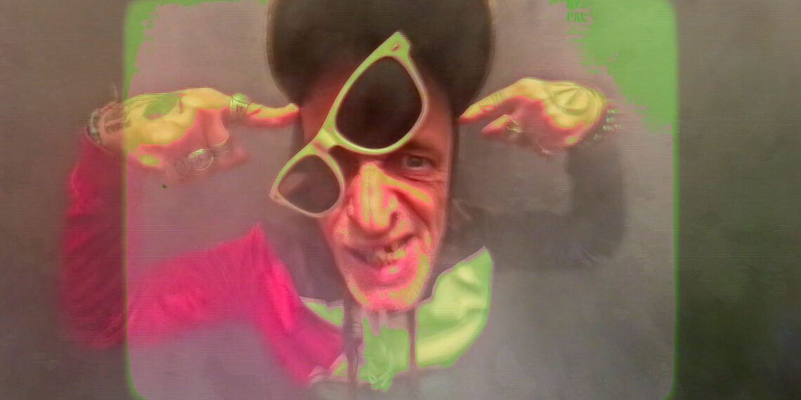 Drapeau Noir featuring loran béruriers noirs ramoneurs de menhirs